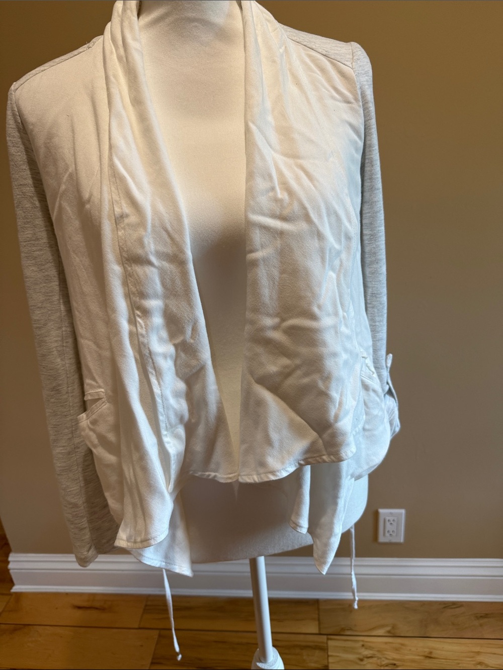 dolan Light Gray Knit Blazer - Picture 3 of 9